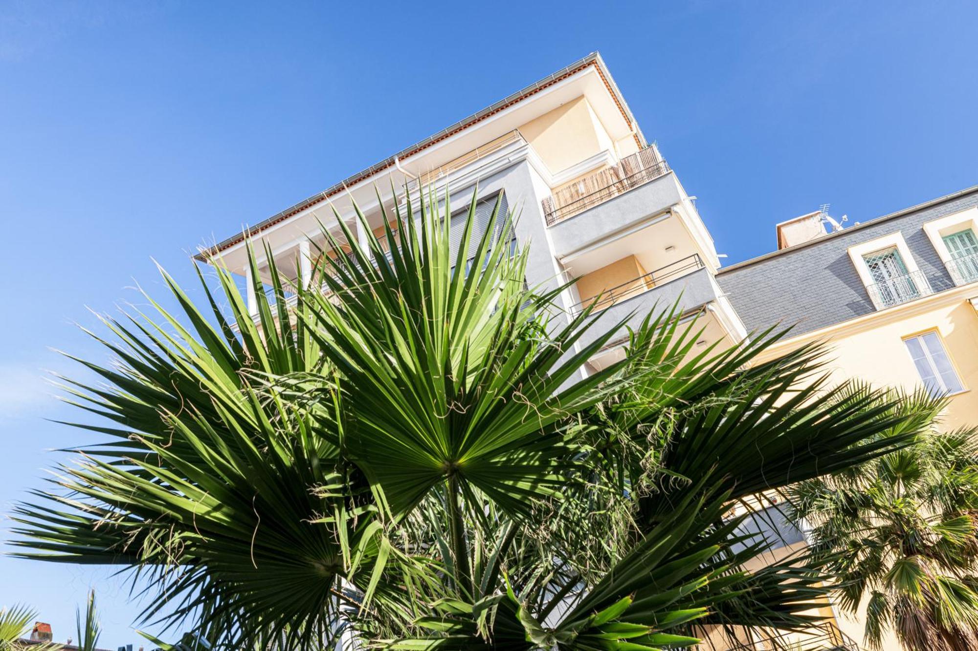 Studio Centre Terrasse Climatisation 50M Plage Ментона Екстериор снимка